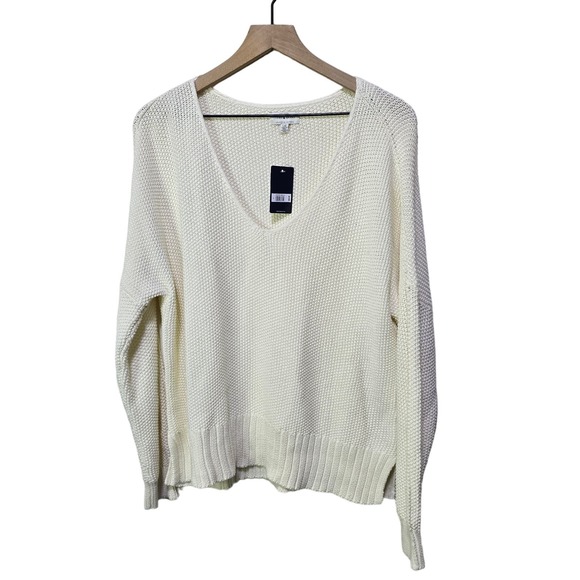 Lucky Brand Sweaters - Lucky Brand Slouchy Knit V-Neck Long Sleeve Dropped Shoulder Ivory Sweater L